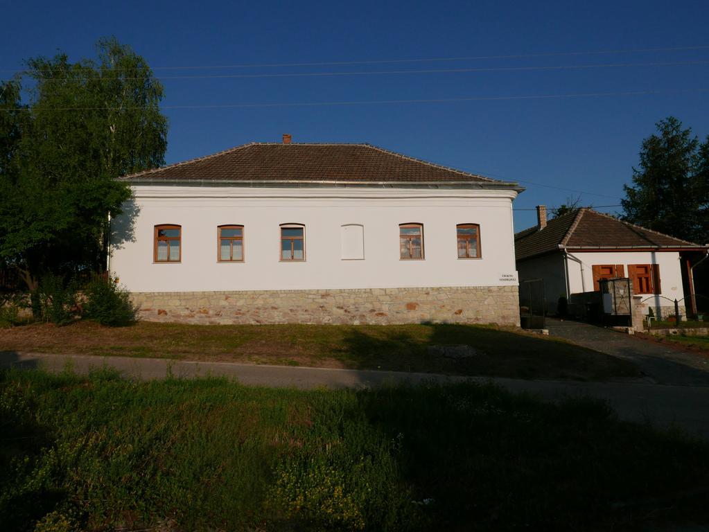 Hotel Uragya Vendeghaz Mád Exterior foto